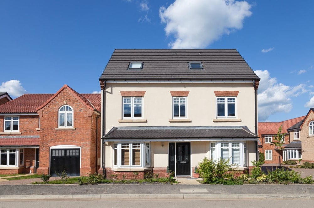 UK Government backs help for leasehold property owners - PropertyWire