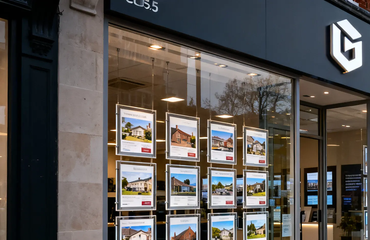Nine strategies distinguish top estate agency websites