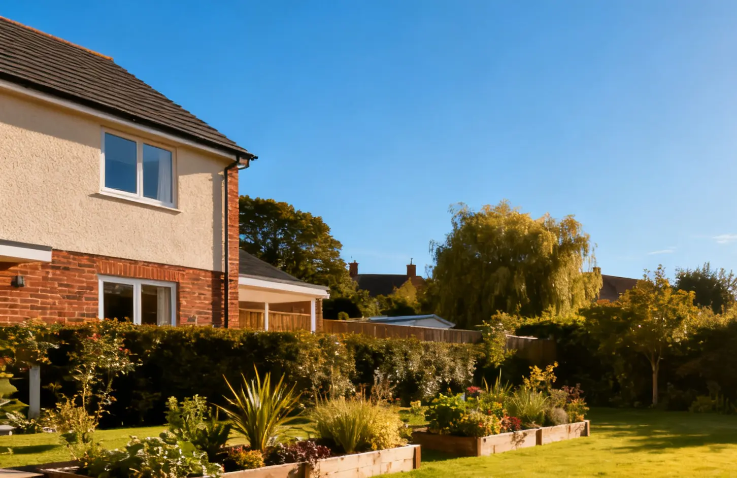 South-facing gardens command £20,000 premium despite heat