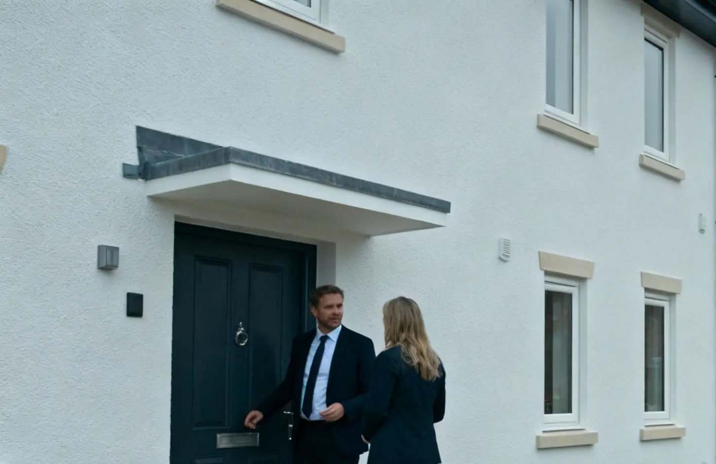 Estate agents warned over AI smart glasses privacy risks