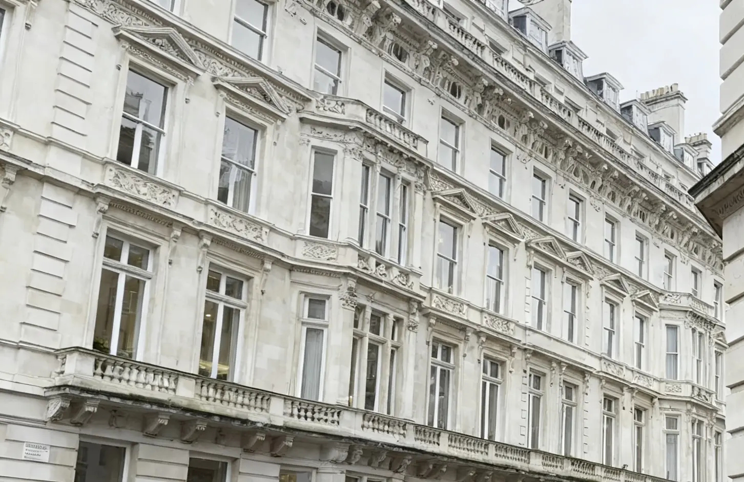 Prime London property prices fall up to 25% from peak