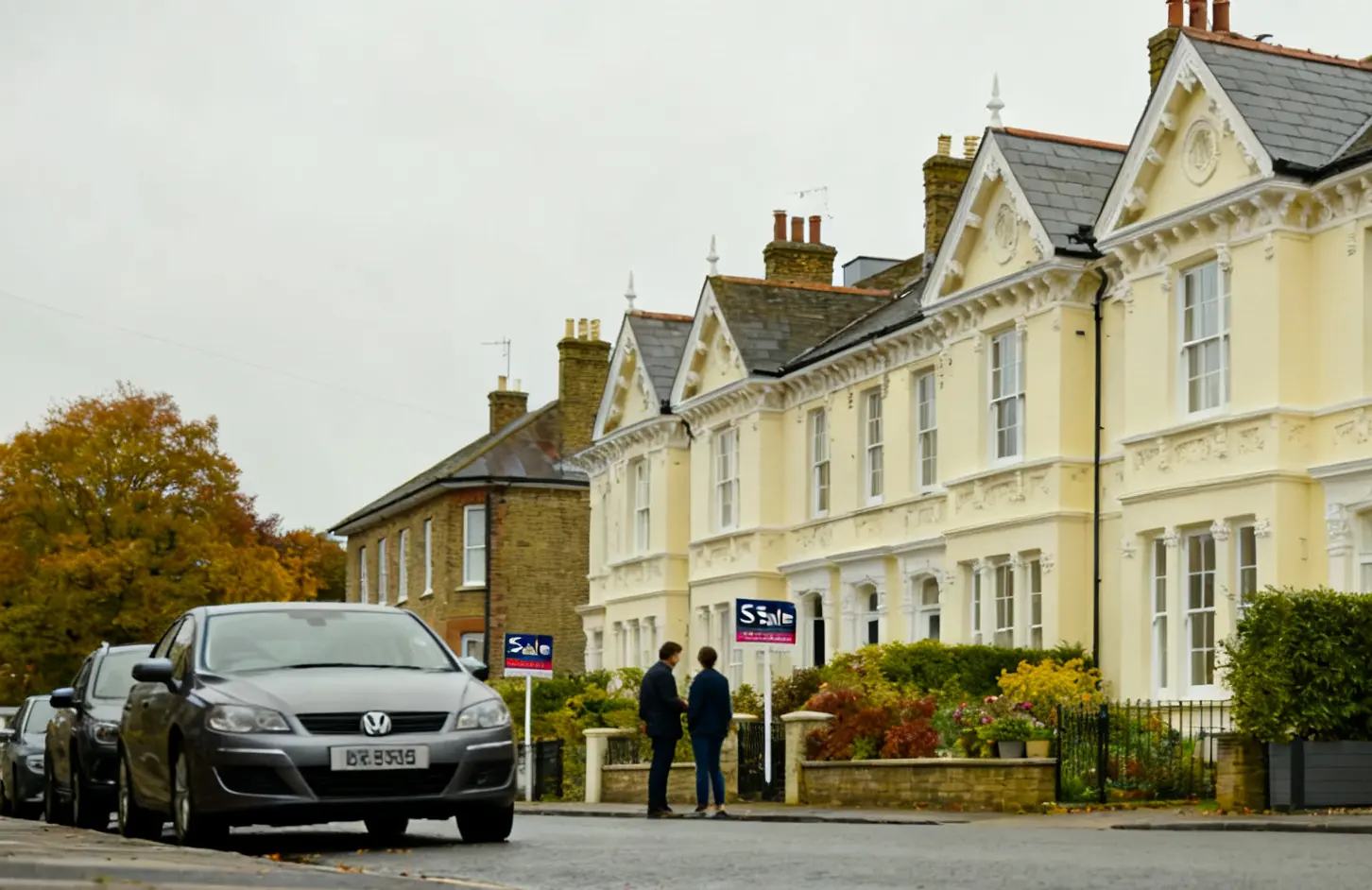UK housing market momentum slows as interest rate concerns grow